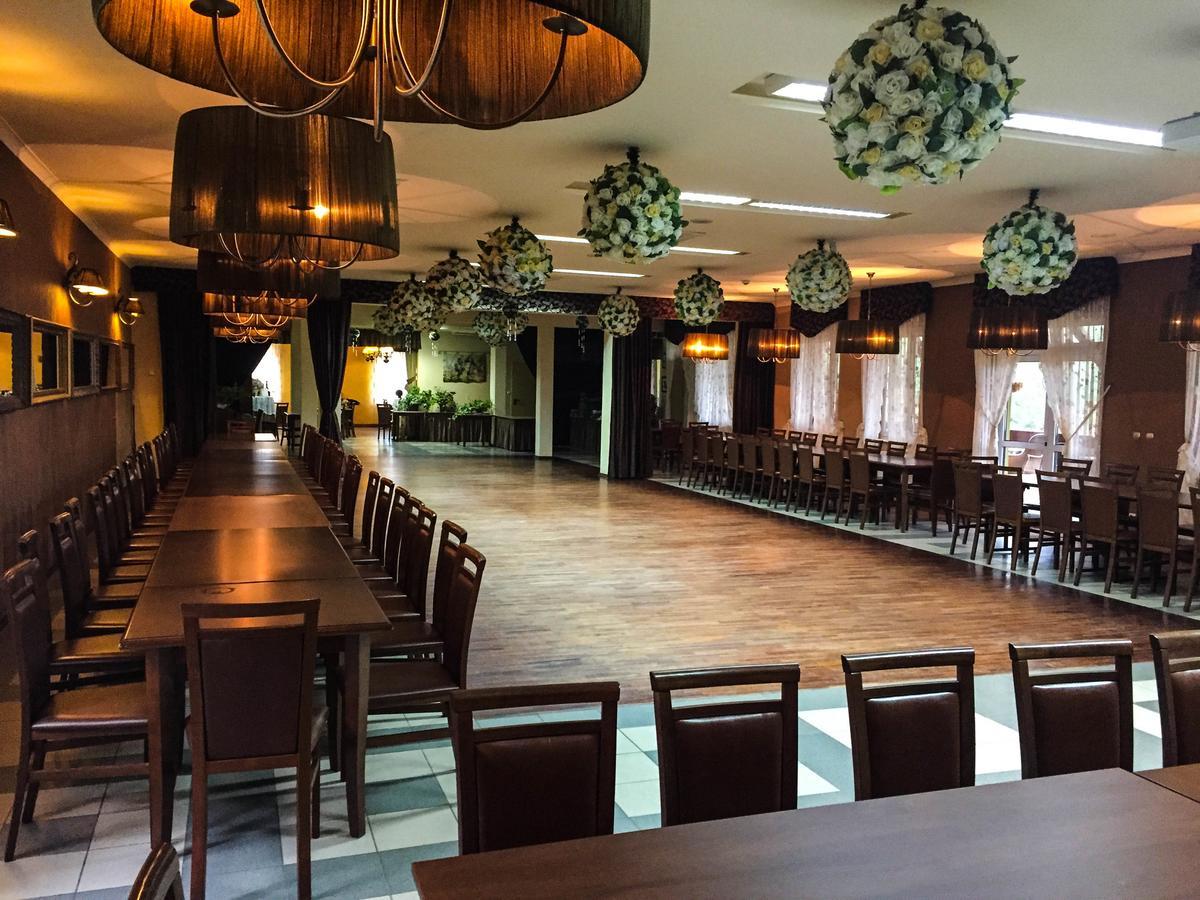 Ostoya Roztocze Hotel Szczebrzeszyn Eksteriør billede